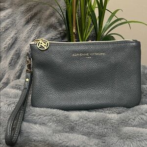 Adrienne Vittadini Gray Wristlet with Charger EUC Retail $28